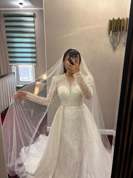 Продам свадебное платье .