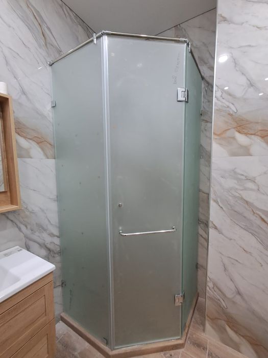 Душ стекло и перегородки