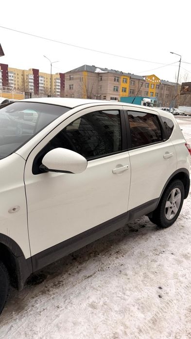 Машина Nissan Qashqai