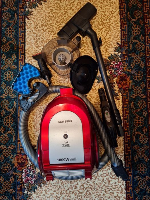 Пылесос Самсунг 1800ватт
