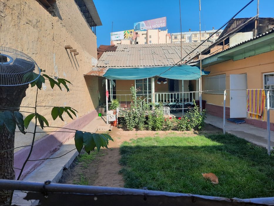 uy sotiladi 5 sotix kelishamz