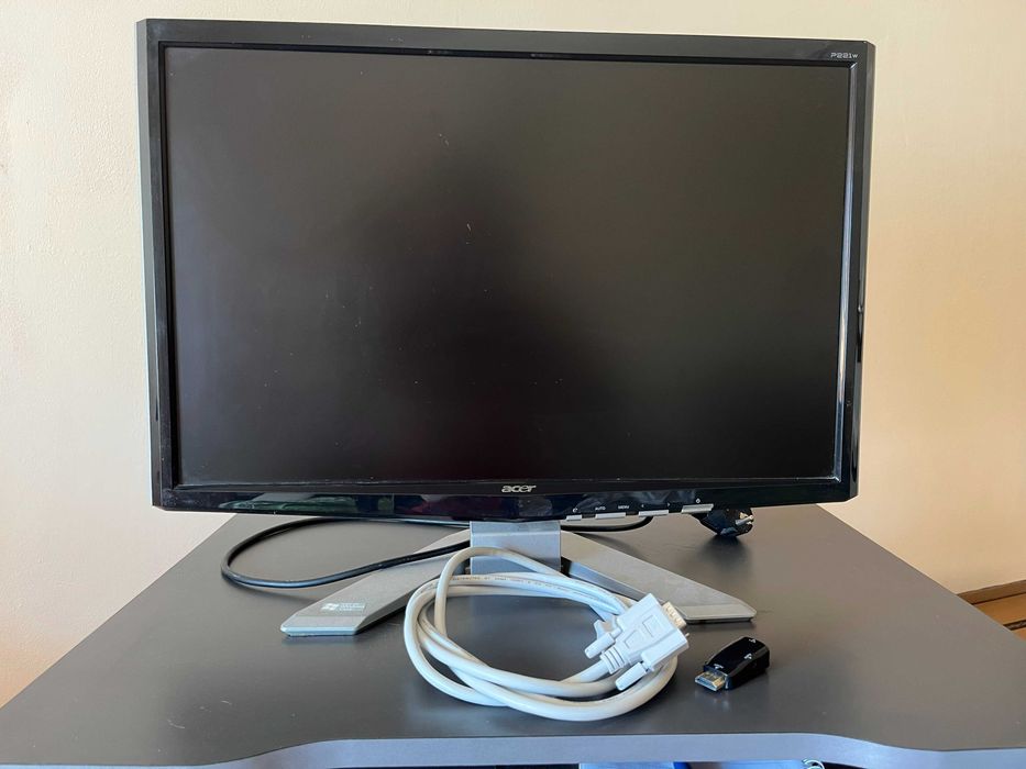 Монитор Acer P221W  / 22'' / 60 Hz / VGA + HDMI Adapter