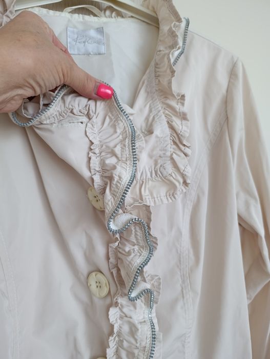 Уникален, елегантен дамски шлифер