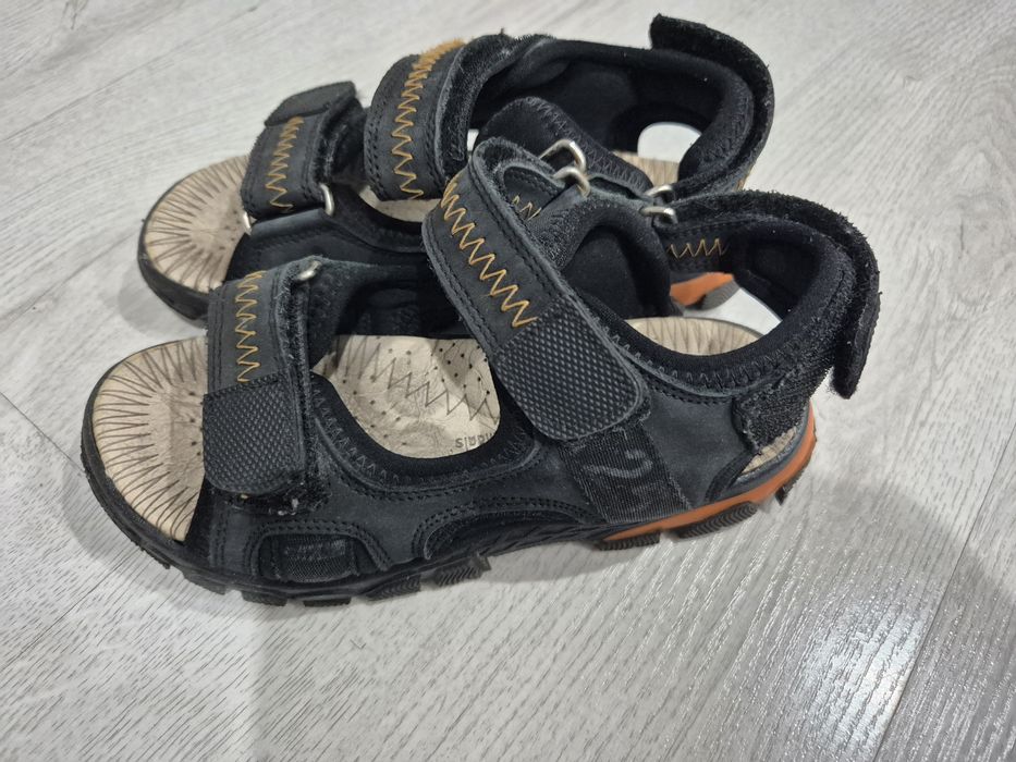 Сандали на мальчика