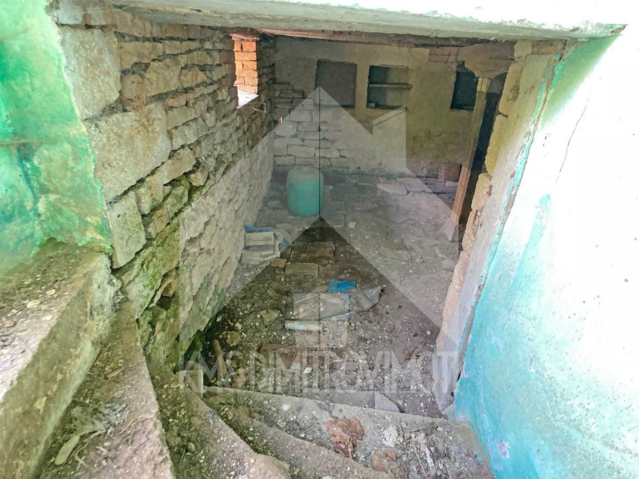 Продава се Къща в Нови пазар - 90 кв.м за 102 €/кв.м - Снимка #16