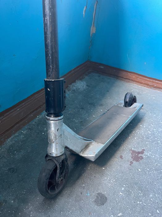 Трюковой самокат