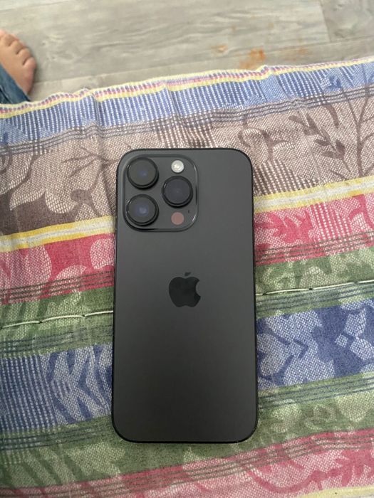 Айфон    14 про