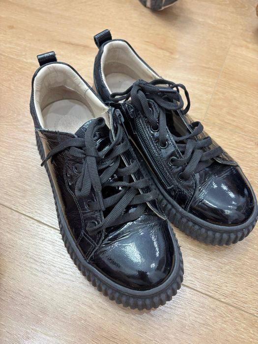 Обувь на девочек 34-35 р-р