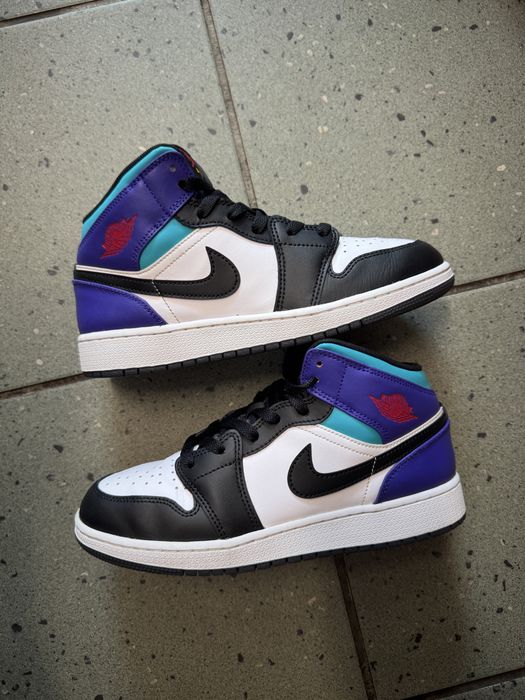 Jordan 1 mid purple white