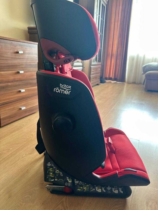 Детско столче за кола Britax Romer (9–36 кг)