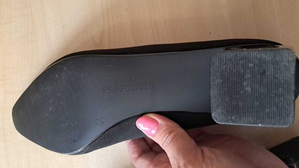 Продам туфли замшевые