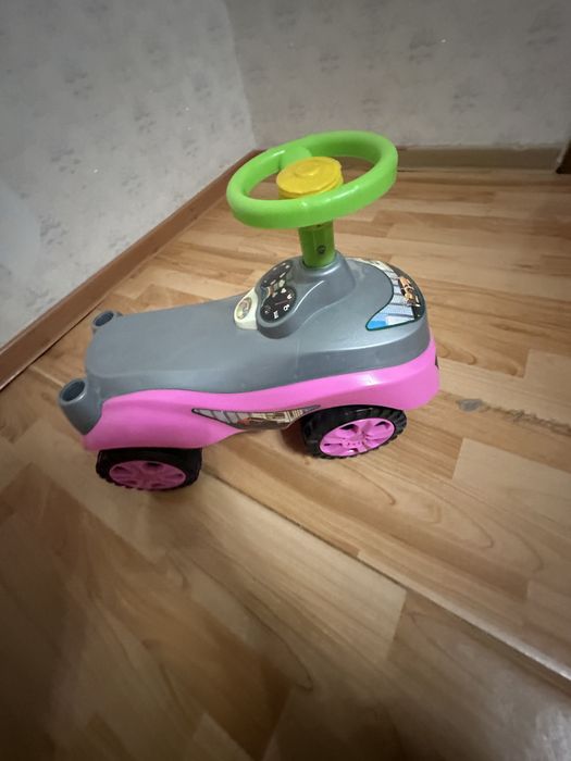 Детская машинкаа