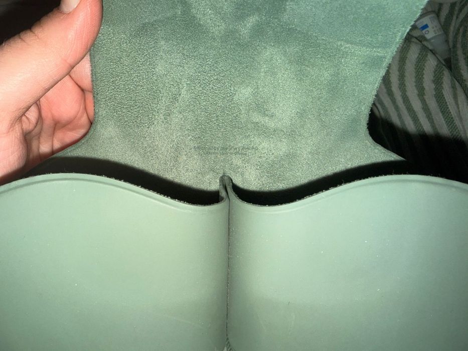 Продам Airpods max 1 зеленого цвета