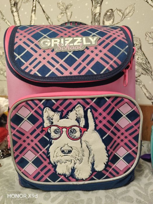 Продам рюкзаки  школьные