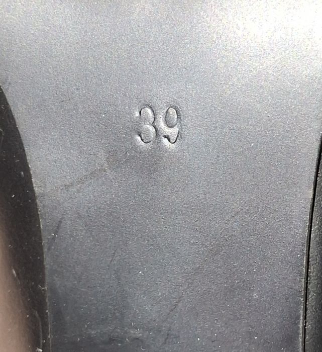 Женские чёрные сапоги 39 р
