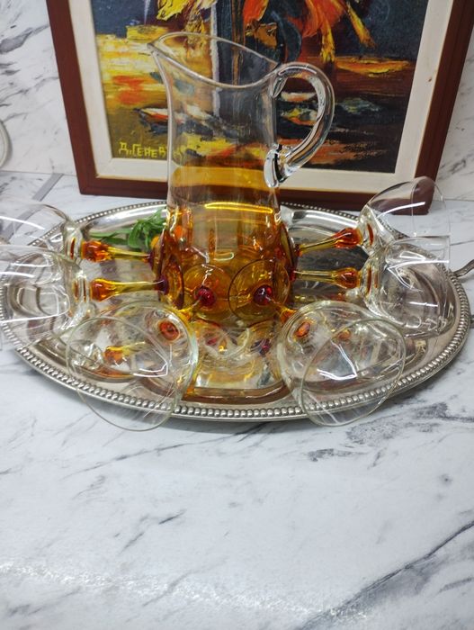 Ретро сервиз за вино