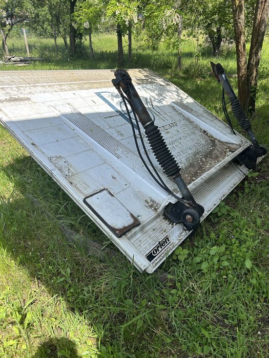 Oblon, lift hidraulic camion
