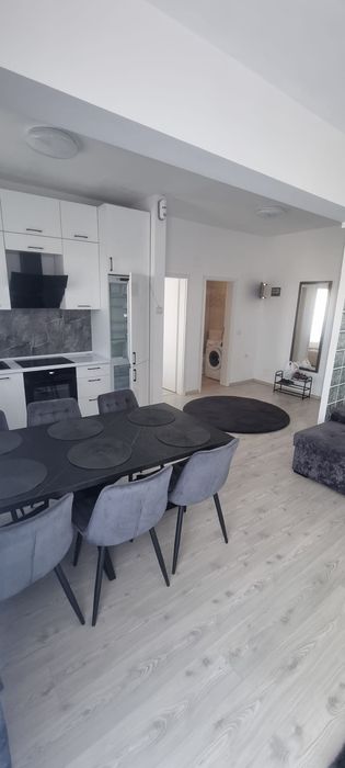 Inchiriez apartament mamaia nord