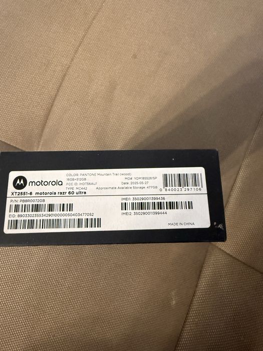 Motorola Razr 60 Ultra 512 GB Wood Sigilat