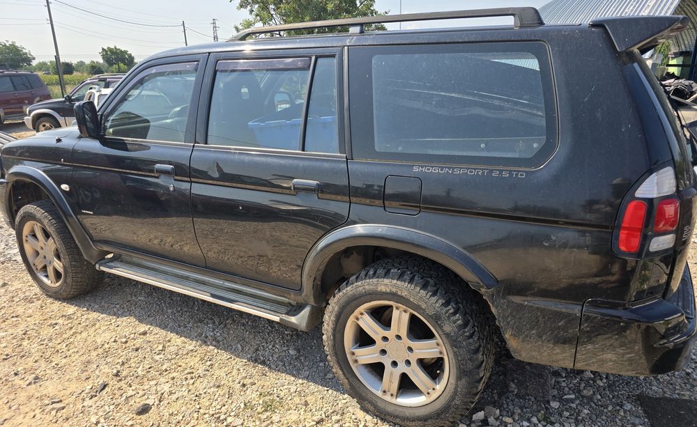 Mitsubishi pajero shogun sport 2.5td 2004 на части