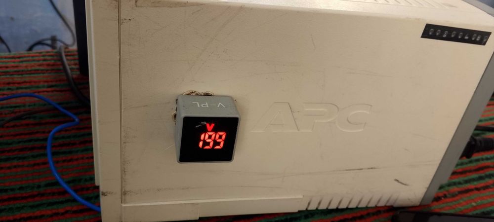 Ups sotiladi 12v-220v qilib beradi