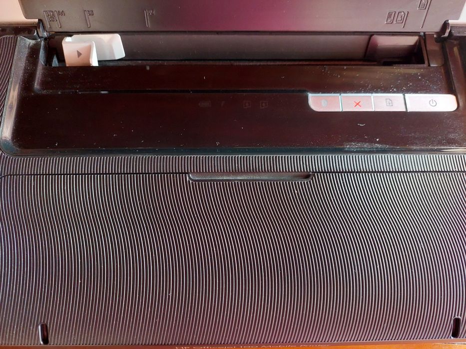 Imprimanta HP OFFICEJET 100 mobile