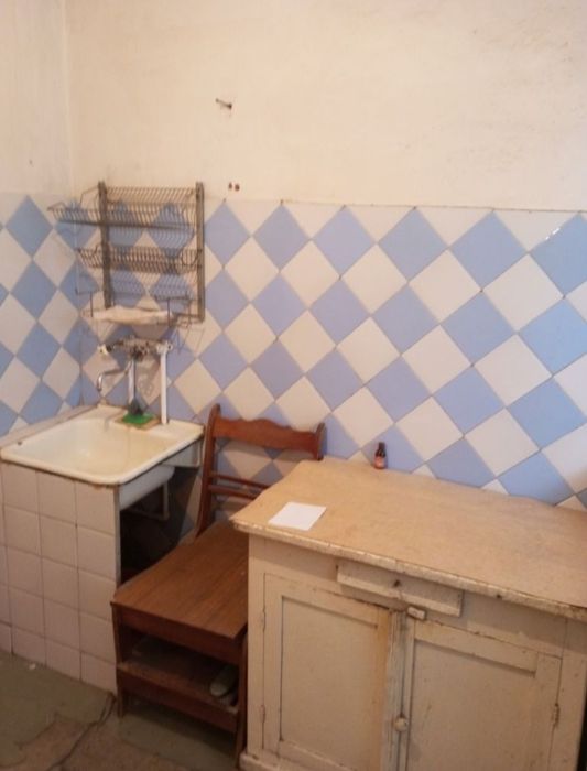 Продам 1 комнатную квартиру ЭКО базар.Магазин Чимган.Парк Локомотив.