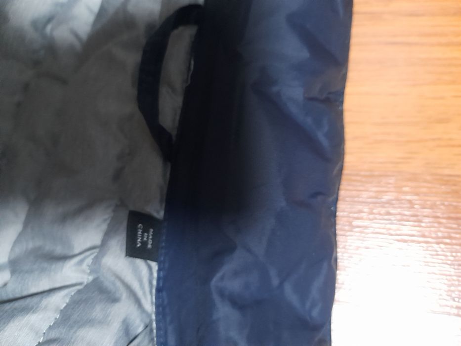 ARMANI мъжки елек S размер.