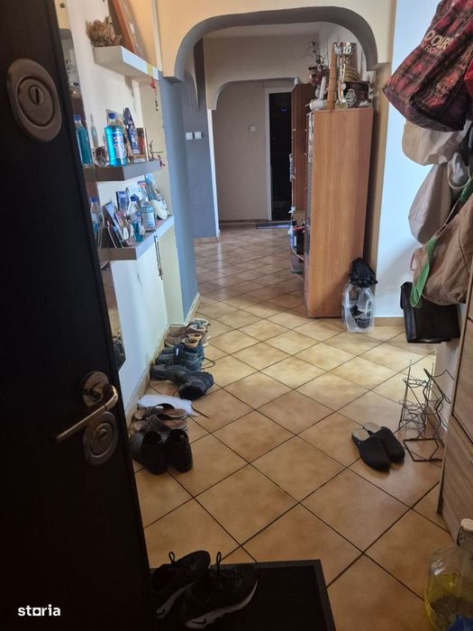 Crangasi , 2 minute metrou