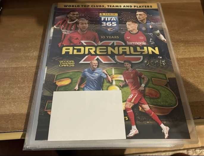 Vand colectia completa Fifa 365 Adrenalyn