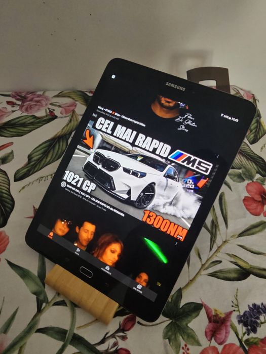 Samsung Galaxy Tab S2 (SM-T813)