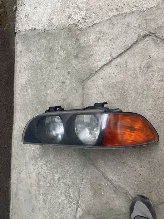 Фара левая BMW E39