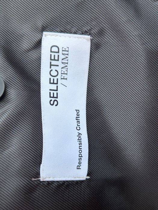 Жестоко кокетно топло вълнено сако Selected femme