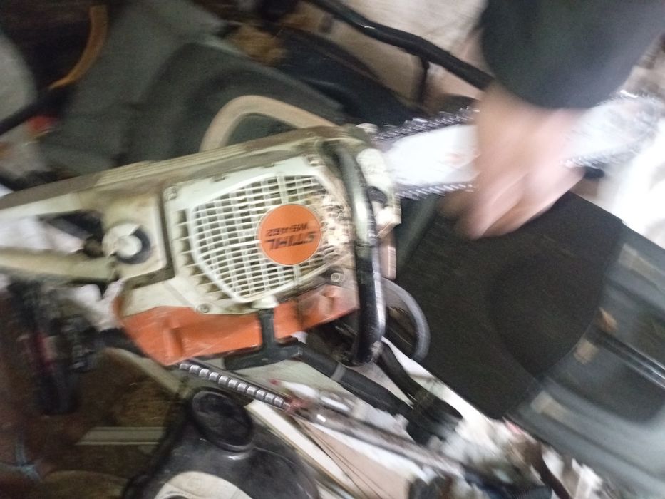 Vând urgent stihl  MS462