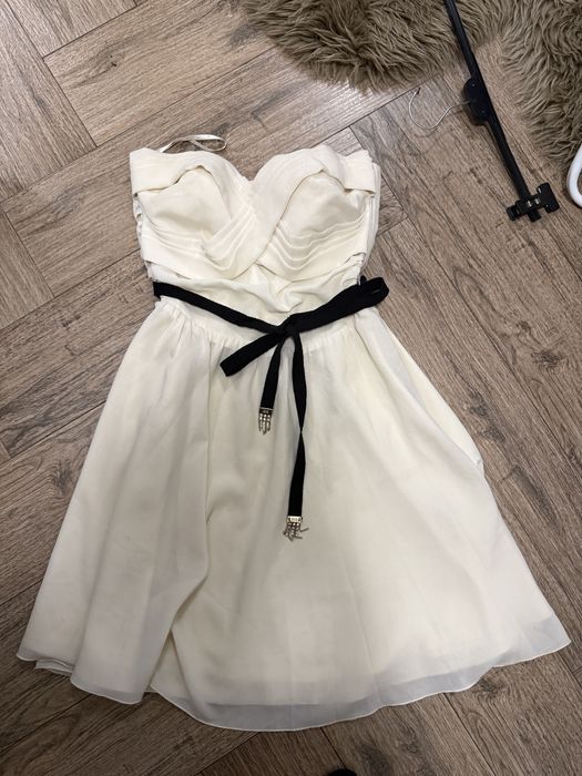 Рокля Елисабета Франчи