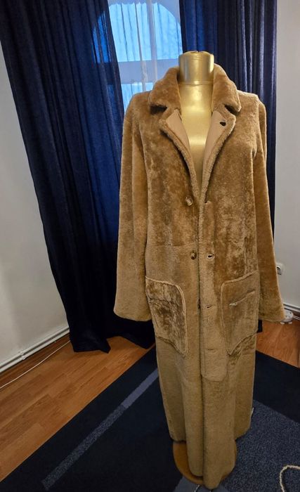 Haina din blana naturala