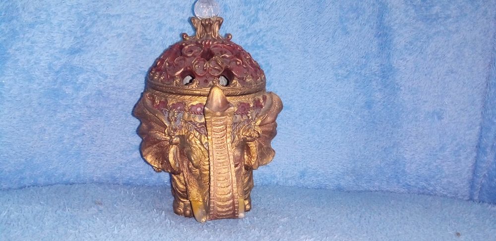 продам сувенир слоника-шкатулку