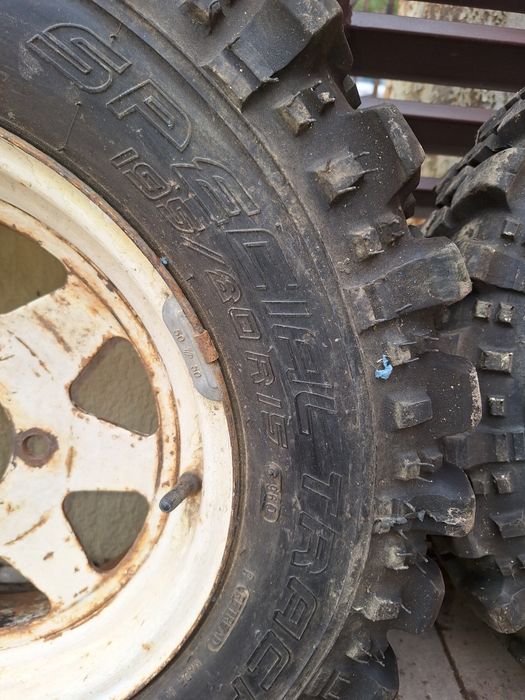 Vând jante cu anvelope simex  195/ 80 r15