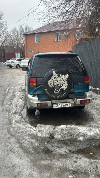 Продам машину митсубиси рвр 1996 год