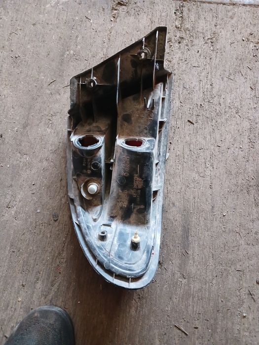 Фонарь Мазда 323F 1995г