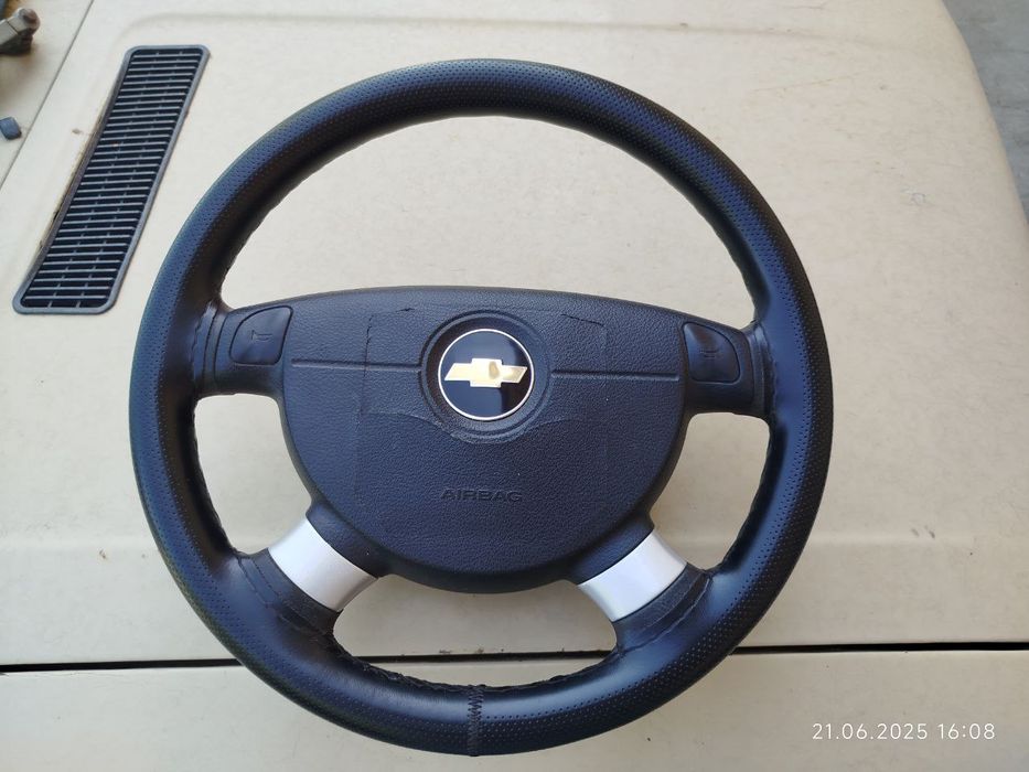 Nexia 3 rul sotiladi