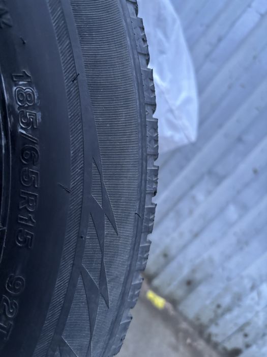 Шины с дисками Bridgestone 185/65/15