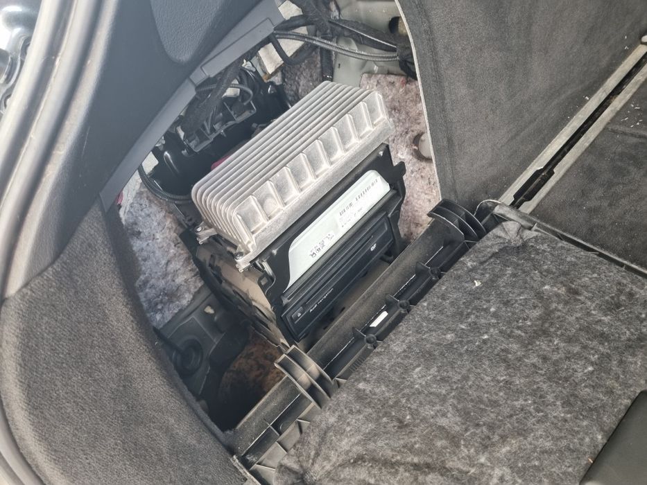 Ауди А6 Ц6 4Ф 2.7 тди 180 коня мултитроник на предно S line 2007г