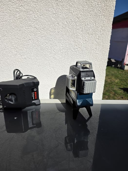 Nivela Laser Bosch 360 grade GLL 3-80C
