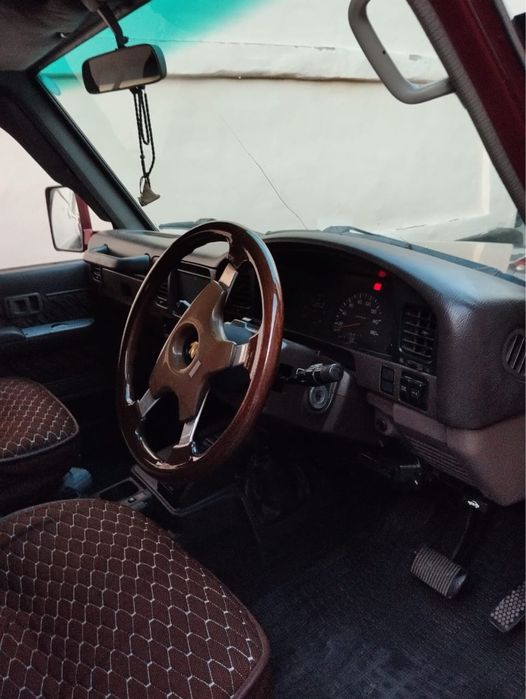 Toyota land cruiser 70