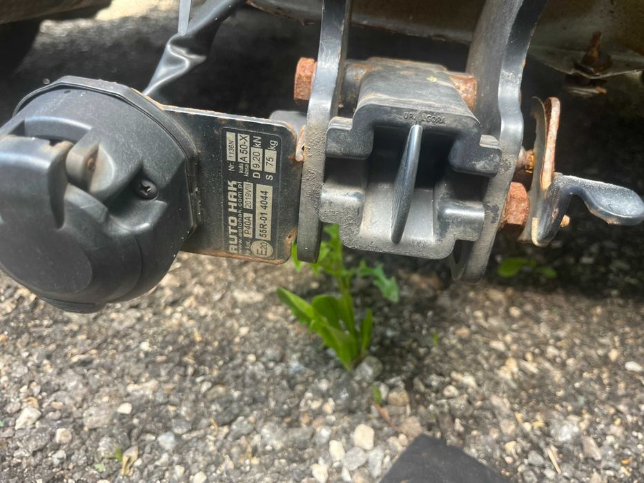 Сваляем теглич за Ситроен ДС4 Citroen DS4