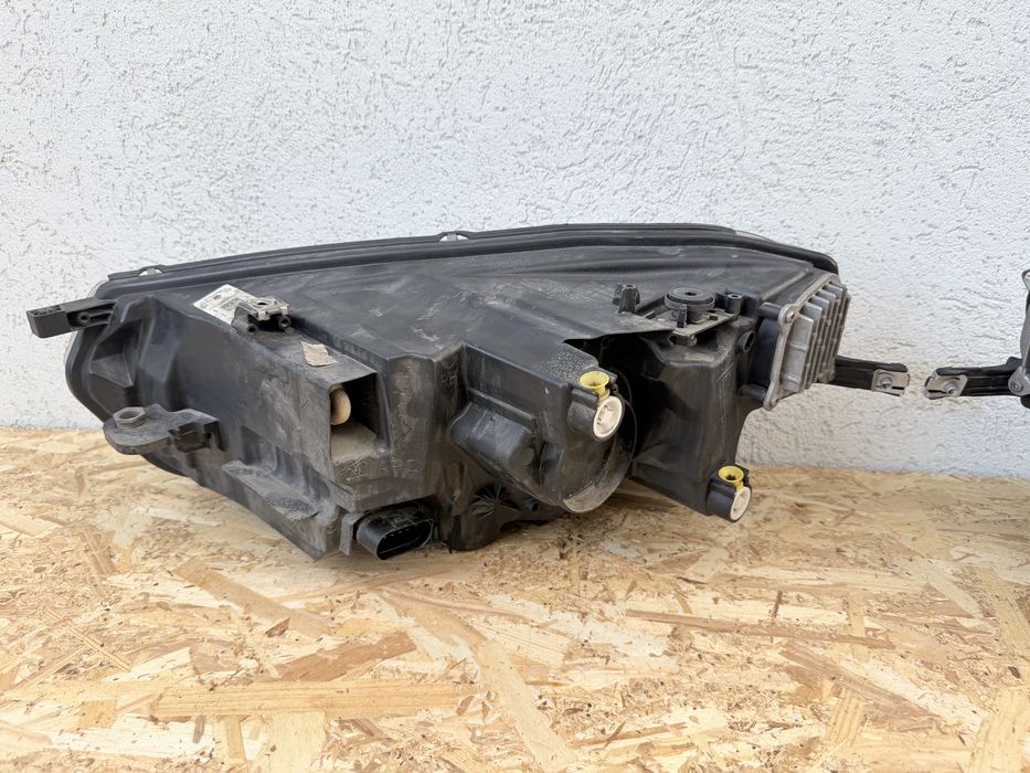 SET Far faruri stanga dreapta VW Taigo LED Originale Europa