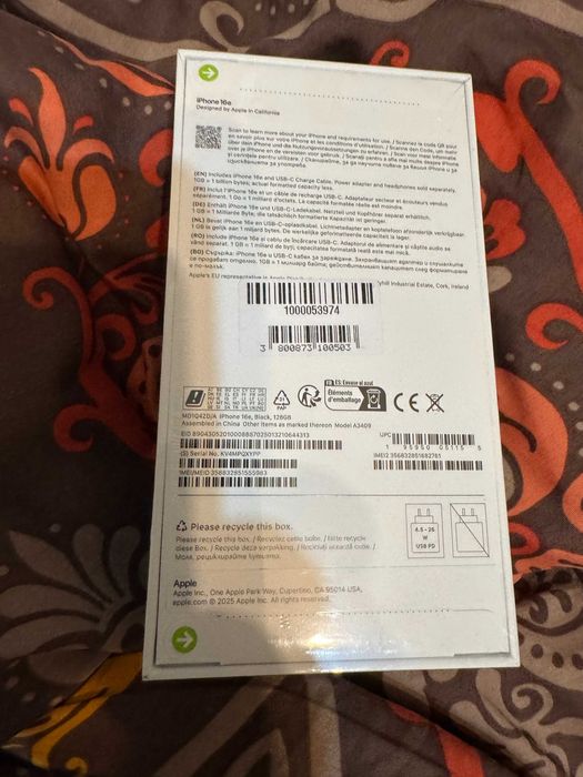 Apple iPhone 16e 128GB Black