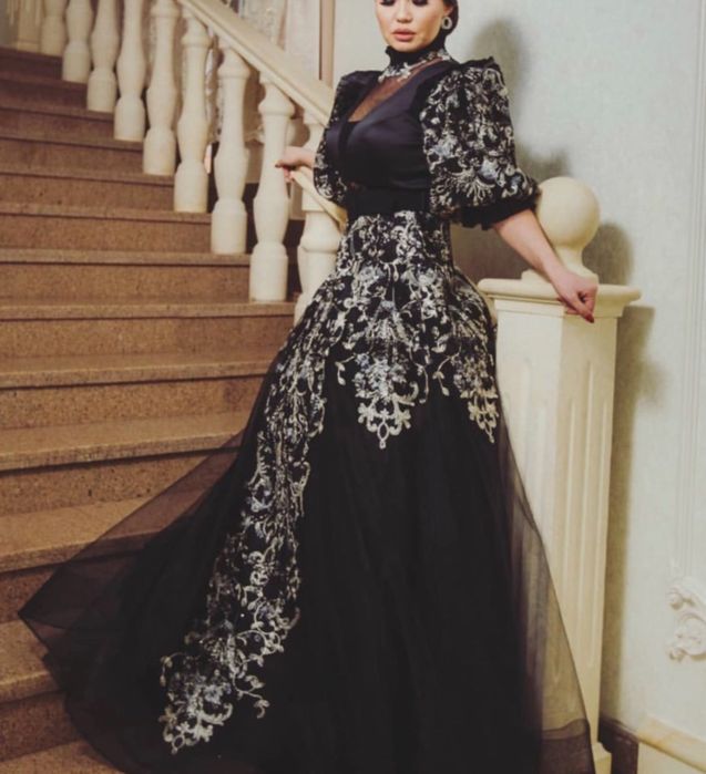 Платье вечернее нарядное