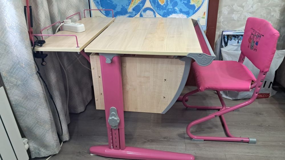 Продам растущие парту и стул